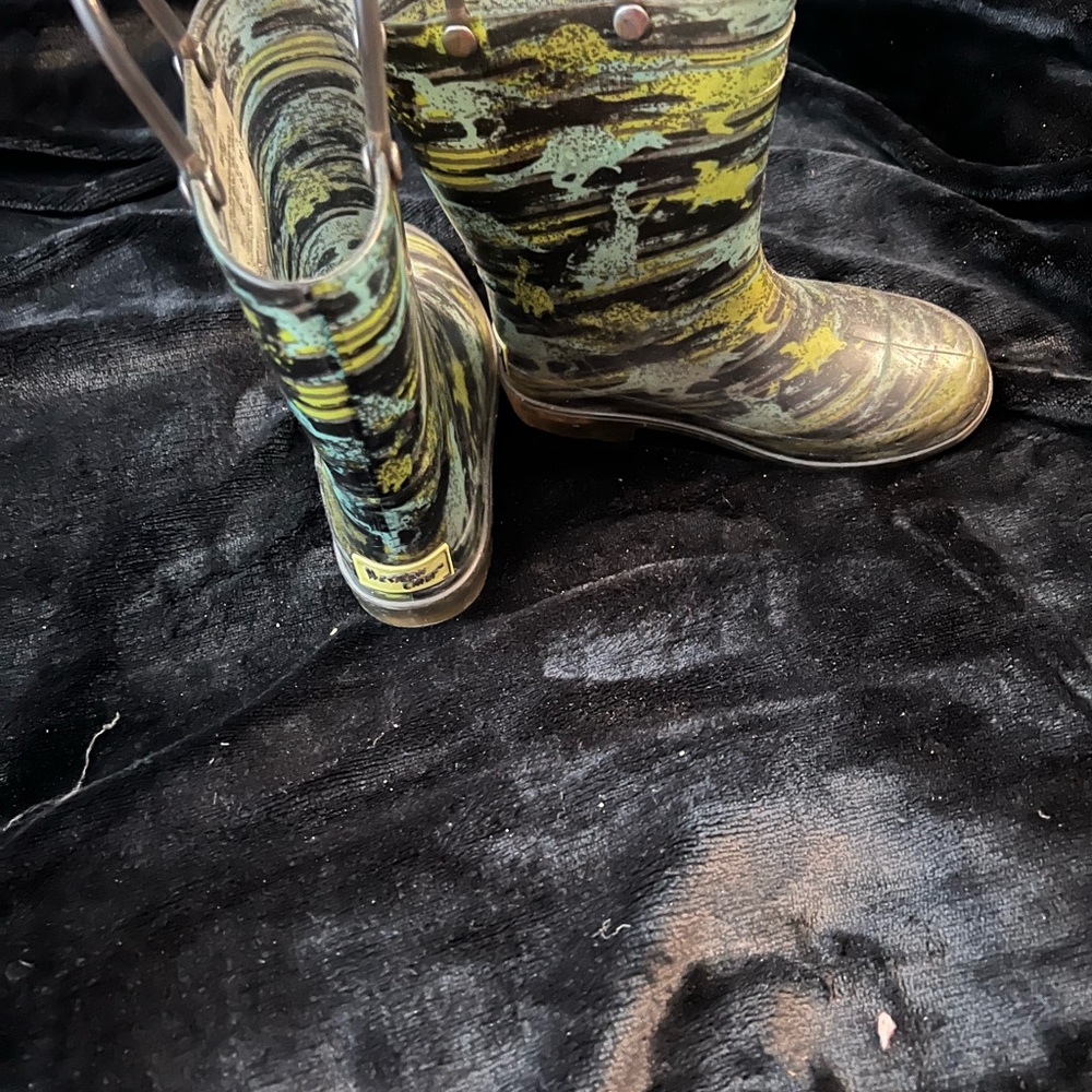 Toddler rain boots